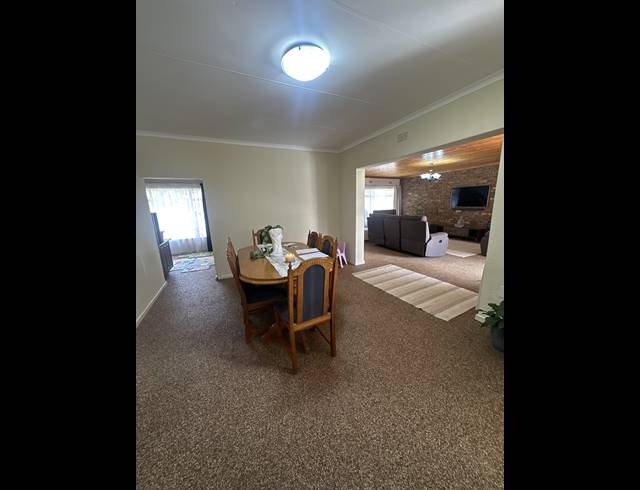 3 BEDROOM HOUSE FOR SALE IN BRACKENDOWNS